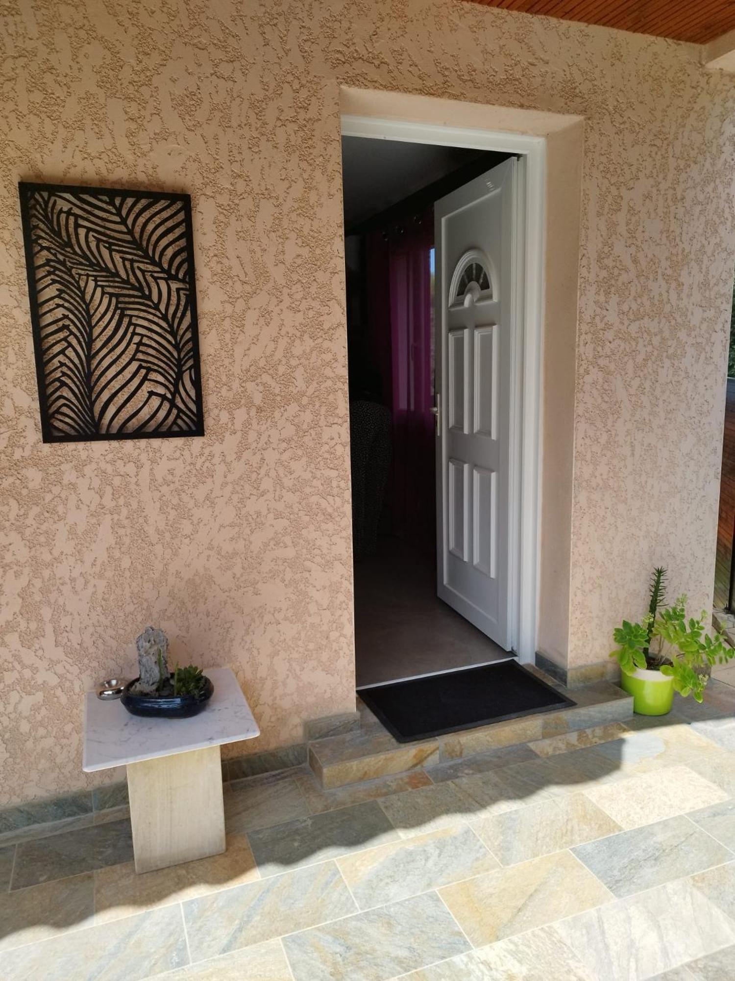 Appartement Bouquet Brouzet-les-Ales